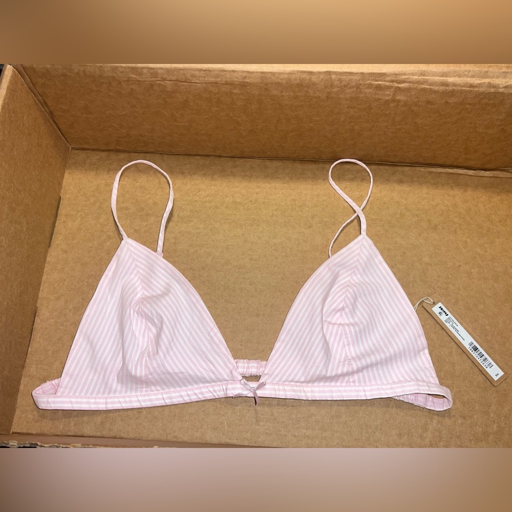SKIMS TRIANGLE BRALETTE - COTTON POPLIN - CHERRY BLOSSOM STRIPE - L - Picture 2 of 11